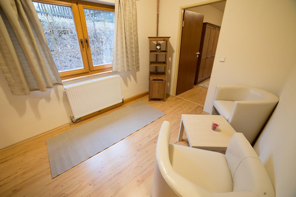 Holiday Home Skalka Mýto pod Ďumbierom Kültér fotó