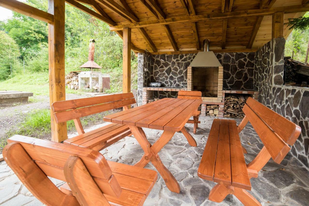 Holiday Home Skalka Mýto pod Ďumbierom Kültér fotó
