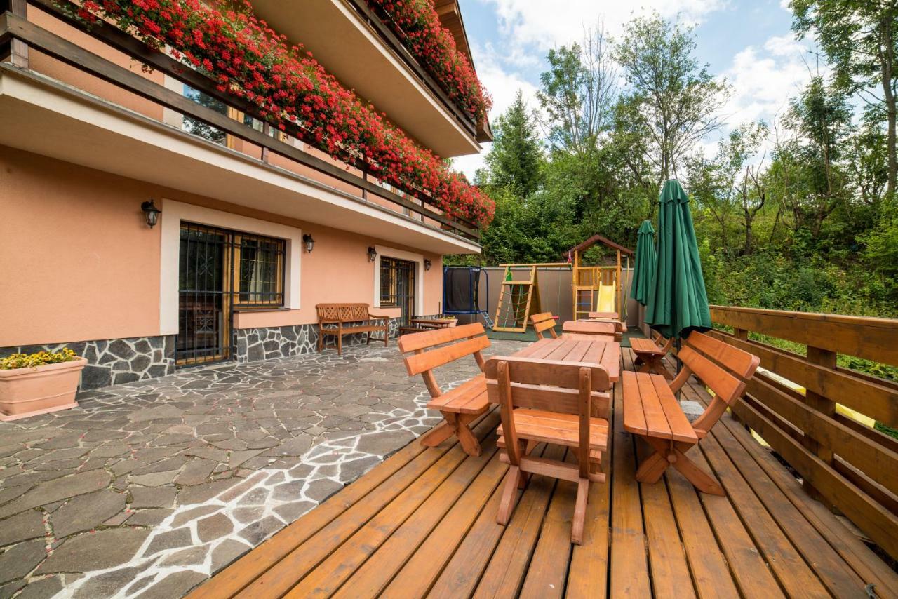 Holiday Home Skalka Mýto pod Ďumbierom Kültér fotó