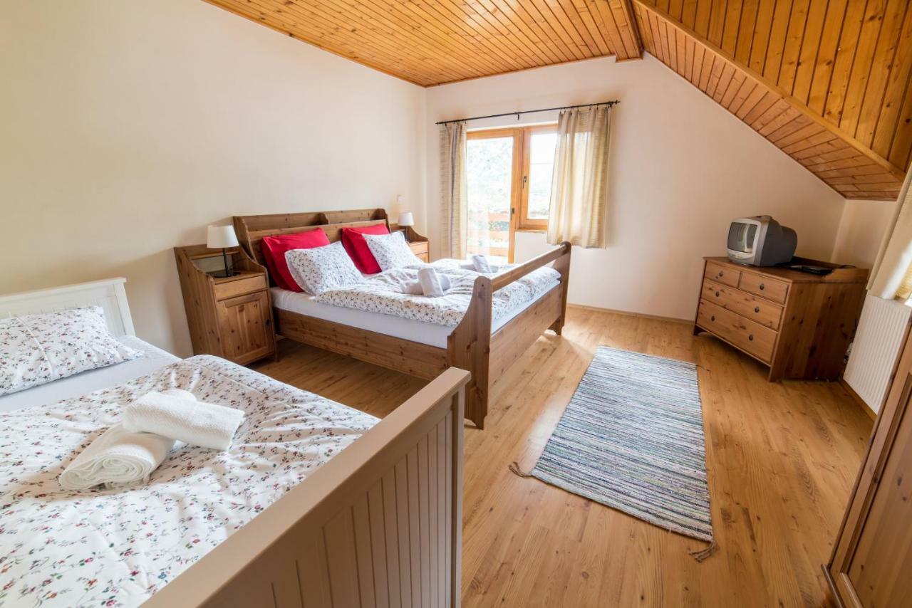 Holiday Home Skalka Mýto pod Ďumbierom Kültér fotó